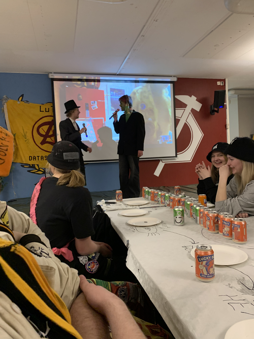 Datasittningen 24/25